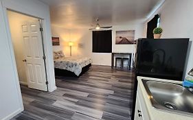 #1 New! Couples Getaway Self Checkin Studio Apt